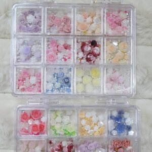 CAJA CON FLORESITAS DE RESINA