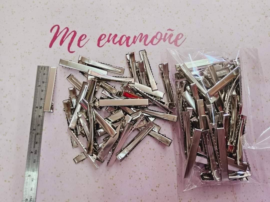 PINZAS PARA MOÑO