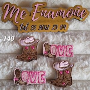 FELTIE PAR "LOVE COWGIRL"